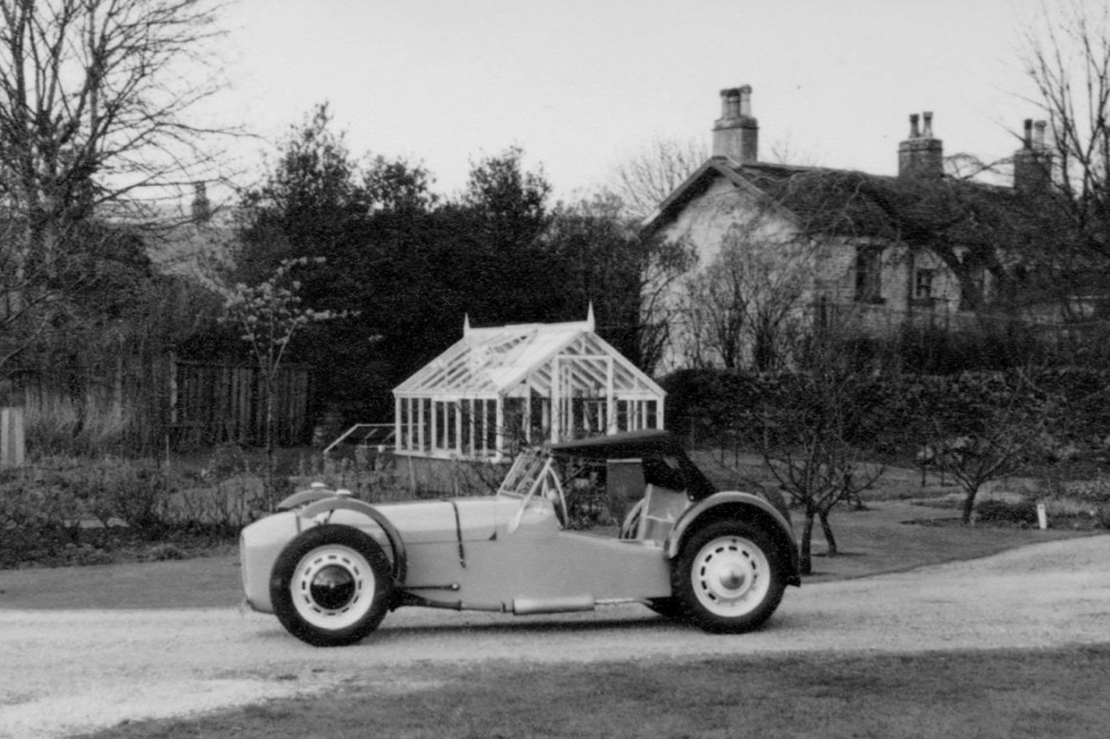 Classic  Sports Car   Founding father   Ginetta G2   18